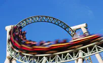 Rollercoaster stops mid-ride, leaving passengers hanging