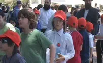 דתיים וחילונים - הילדים צעדו יחד בת"א
