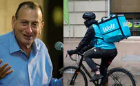 רון חולדאי הוציא כרטיס צהוב לחברת 'וולט'