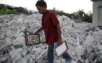 Watch: Powerful earthquake in Mexico leaves at least 1 dead