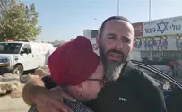 Сначала я думал, что это авария, но понял, что в меня стреляют