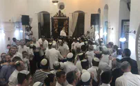 צפו: הקפות שניות בבית הרב קוק