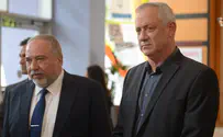 אני מכיר את ליברמן, האיש צם 3 פעמים בשנה
