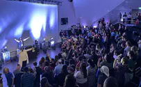 Hundreds of gap year students attend community-building concert