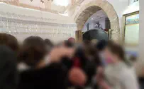 התפילה המרגשת של הנשים שחולצו מהכפרים