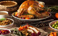 Jewish groups host Afghan, Ukrainian refugees for Thanksgiving