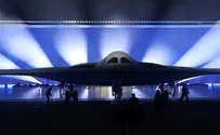 US Air Force unveils new high-tech B-21 Raider stealth bomber