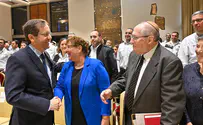 מסירות הנפש במרכז חוג התנ"ך של הנשיא