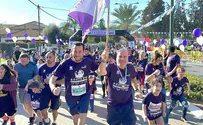 אביו של החייל עידו ברוך הי"ד רץ לזכר בנו