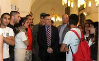 שר החינוך והתלמידים ביקרו בהר חברון