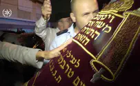 ספרי התורה שנגנבו - הוחזרו לבית הכנסת