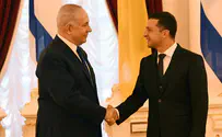 Negotiate a Ukrainian-Russian accord based on the Egyptian Model