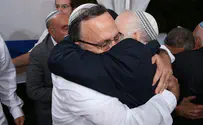 מה עדיף - להיות נחמד או נחרץ?