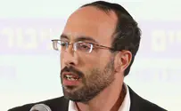 זוכה מתיישב שהואשם בקריעת ספרי קוראן