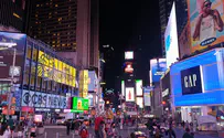 Campaign in Times Square on 700th day since 10/7
