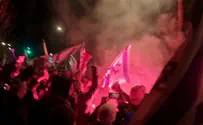 Tires burned as hundreds protest outside PM's residence