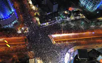 Protesters block highway in Tel Aviv