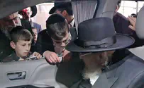 ראש הישיבה פרץ בבכי כשניחם את משפחת פלאי