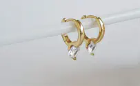 Trends in Gold Earrings: What Is Fashionable in 2023?