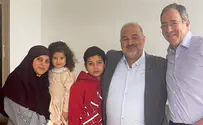 שגריר ארה"ב ביקר את מנסור עבאס בביתו