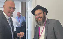 שליח חב"ד חנך שיעור תורה במשרד ראש הממשלה