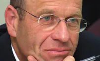 Former Speaker of Knesset clashes with security forces