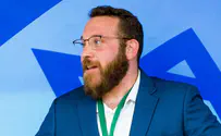 משהו נשבר                  