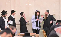 1,500 בחורים נבחנו על ספר התניא