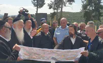 לקראת הצגת המתווה: השר פרוש סייר במירון