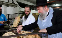 כך מכינים מצות במאפייה הגדולה בעולם