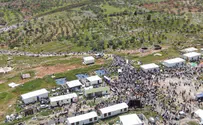 50,000 march to Evyatar