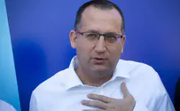 נאסר עליו לחסום מתנגדים; ראש העיר פרש מ-X