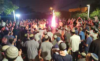 הרב זלמן ברוך מלמד בהדלקה בישיבת בית אל