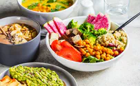 Movement members may now eat at non-kosher restaurants