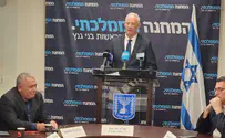בני גנץ תוקף: "ממשלת המרדף"