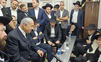 Prime Minister visits family of Rabbi Edelstein