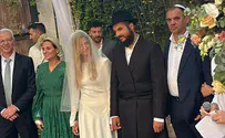 עם כובע וחליפה: השחקן אסף הרץ נישא להדר קניאל