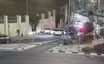 גנבי רכב נמלטו משוטרים והתנגשו בחומה