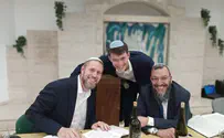 סיום הש"ס על ידי תלמיד כיתה י"ב משה הורן