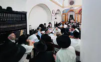 ביקור באגף הפסיכיאטרי ותפילה אצל המקובל