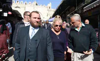 'Roseane Barr must clarify Holocaust comments'