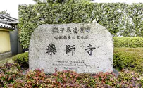 Canadian teen arrested after writing name on 8th century temple