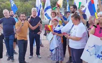 'Don't give in to the refusers!'