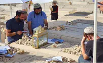 ח"כ צבי סוכות עלה לקברו של הרב קוק זצ"ל