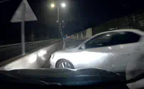 התנגש בעוצמה בניידת: כך נעצר גנב המכוניות