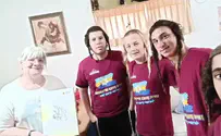תלמידי הישיבה במפגש עם משפחות החללים
