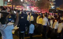 הבחורים פצחו בריקוד בזירת התאונה
