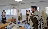 תפילת הלל חגיגית בקיבוץ רעים עם יצחק מאיר