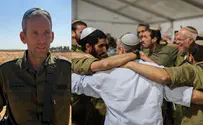"ספר התורה העביר מסר לחיילים"