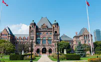 Ban on keffiyeh's in Ontario legislature causes uproar